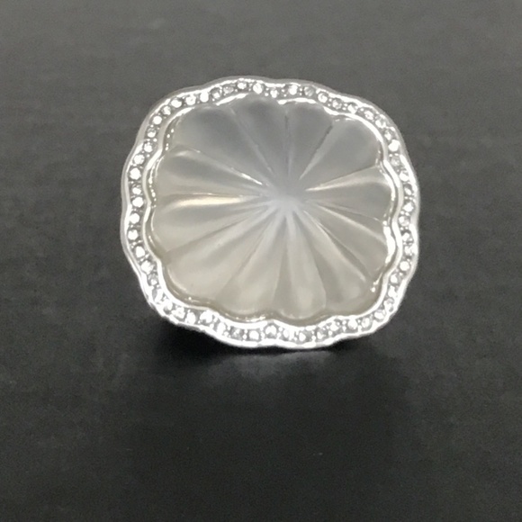 Kenneth Jay Lane Lucite cocktail ring size 6 1/2(collectors item) - Picture 5 of 8